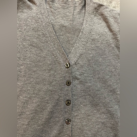 Classic Gray Women's lightweight, soft Cardigan SMALL - Picture 3 of 5